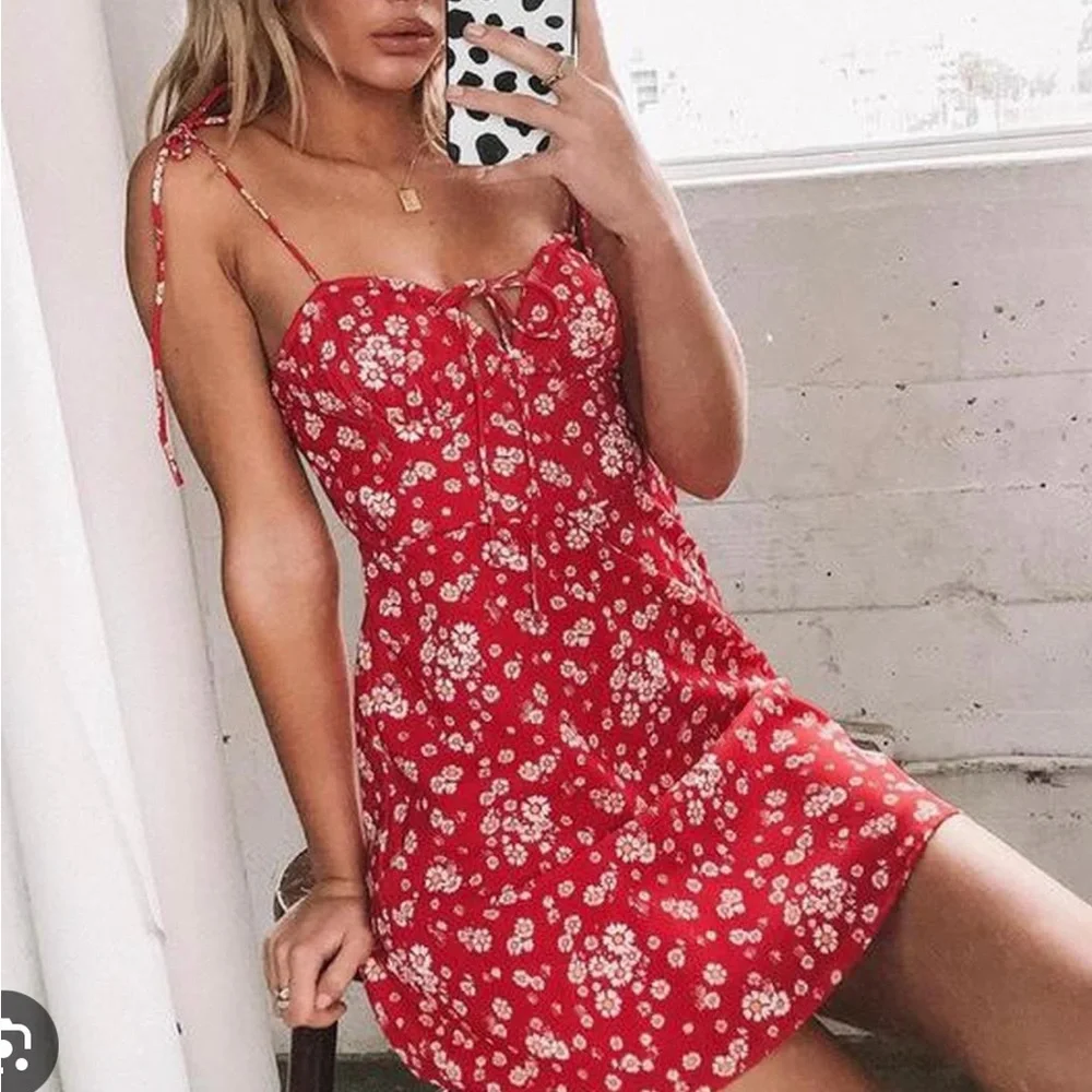 Princess Polly Floral Red Summer Dress Size 2/XS - Picture 2 of 9